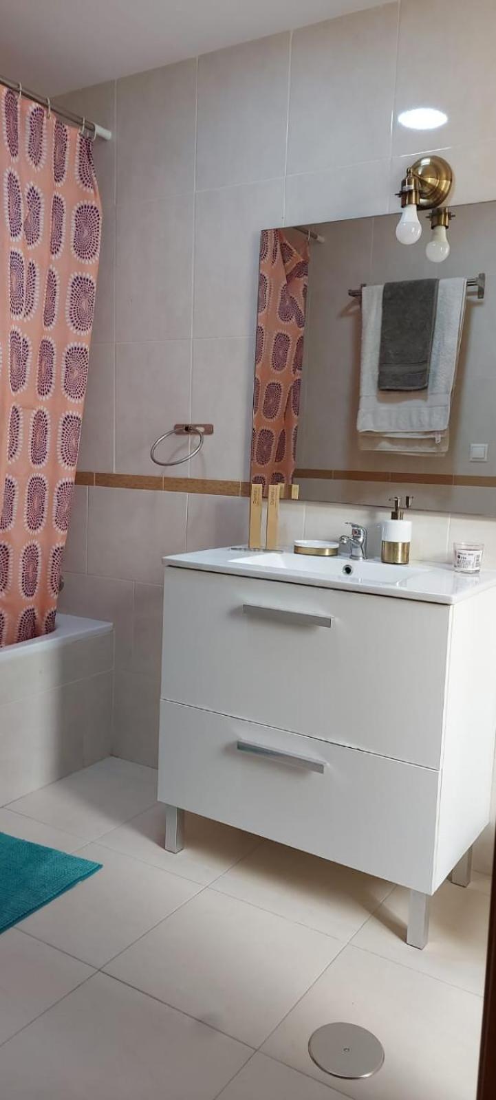 Appartement Apparemment Sympa *